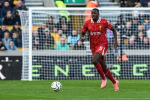 科纳特：当我和范迪克一起出现在防线，这对每个人都像是一种保险