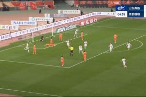 蓉城开场5分钟1-0领先泰山！周定洋做球助攻，元敏诚爆射破门