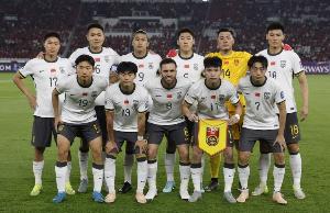 全民添堵！“国足无缘2026世界杯”“国足vs印尼”登上热搜榜前二