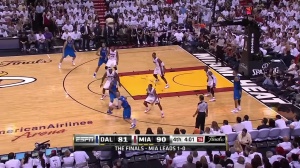 听为师的👴卡莱尔上一次总决赛 也曾20-2逆转三巨头热火！