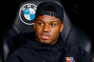 记者：巴萨与摩纳哥讨论法蒂薪资分担问题，将包含选择买断条款