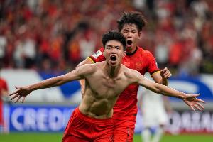 王钰栋：伊万信任我现场决定让我罚点球，踢之前就想好会庆祝