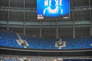 今日深圳主场气温27℃，降水概率极大，请球迷做好防雨准备