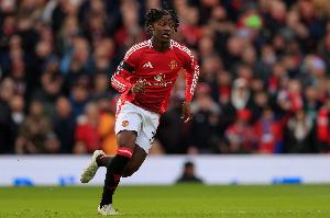 英媒：9支球队有意梅努，球员希望今夏租借离队&曼联更愿直接出售