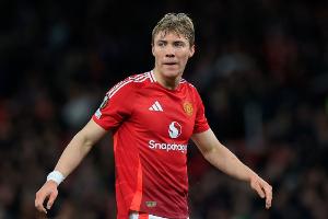 迪马：霍伊伦今天下午前往意大利的航班已预订，只等待正式批准