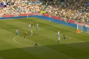 错失良机！马尔穆什外脚背传中，鲍勃抢点打偏