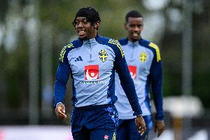 伊兰加：伊萨克非常专注且职业，他如今去了利物浦我祝他好运