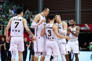 张镇麟：韩德君这些年非常不容易 希望他退役后享受家庭的时光