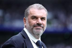 第二个赛季总有冠军入账，贝蒂斯调侃澳波：很高兴第一个赛季碰面