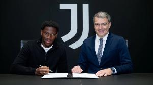 戴维：面对过的最佳球员是梅西 若能改变足球规则我选择取消VAR