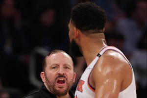 唐斯：听到锡伯杜被解雇时 我和全世界其他人一样都感到很惊讶