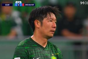 被压着打！国安主场0-1落后河内公安，张稀哲在场上十分无奈