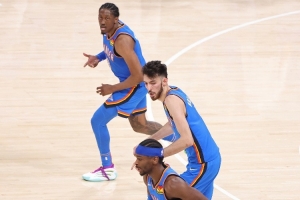 美记统计各队今夏至今花钱情况：雷霆8.07亿居首 火箭第5 勇士零