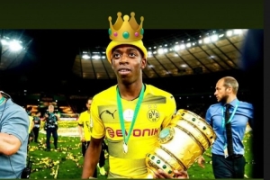 罗伊斯晒登贝莱头戴王冠PS照片，祝贺前队友获得金球奖