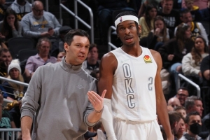 戴格诺特：亚历山大如今闪耀离不开持之以恒的训练 他自律且刻苦