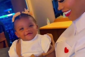 看看爱德华兹的小女儿，不得不感叹华子的基因太强大了！！！