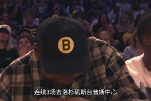 KD凡心大动？连续三场盯梢火花队皮衣布林克库里‘准妹夫’上线？